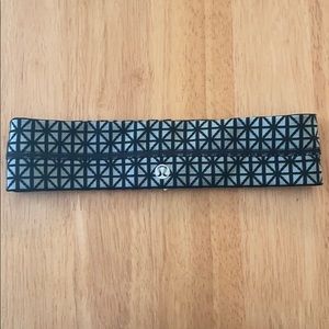 Lululemon headband